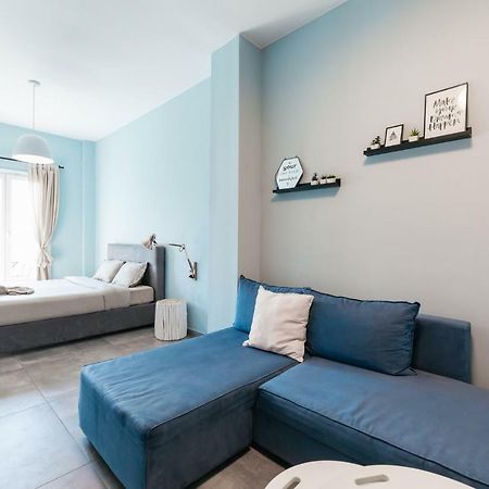 Modern White Tower Apartment Thessalonique Extérieur photo