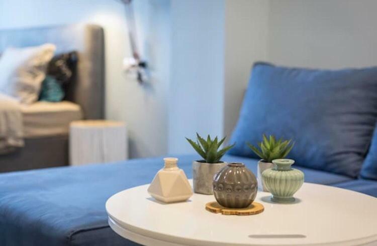 Modern White Tower Apartment Thessalonique Extérieur photo